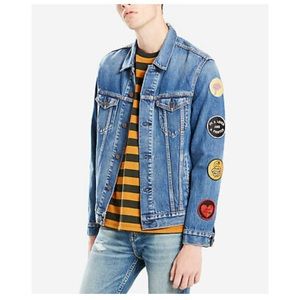 Levi’s Denim Trucker Patch Jacket